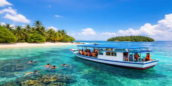 Sewa Kapal Karimunjawa untuk Island Hopping, Jelajahi Pulau-Pulau Indah dengan Mudah