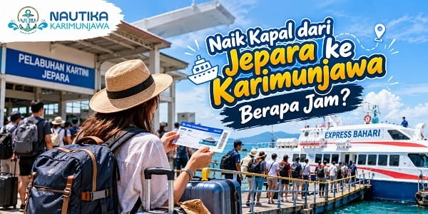 Wisatawan memeriksa tiket dan mempersiapkan perjalanan kapal dari Jepara ke Karimunjawa.
